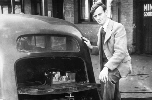 Sir Angus Tait, Founder of Tait Communications