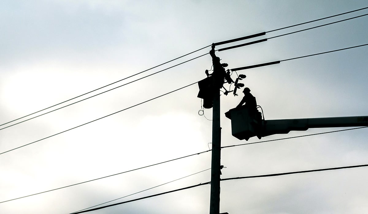 lineworker_utilities_lineman-2