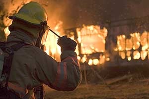 fire-fighter-on-mobile-300x200
