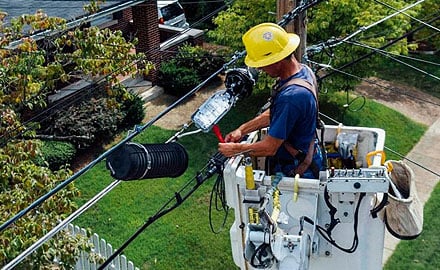 Real Time Utilities Workforce Tracking