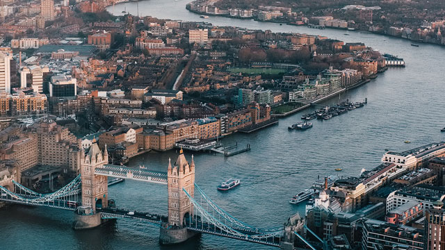 Large Central City Campus, London, UK