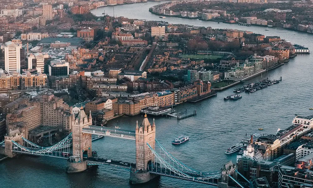 Large Central City Campus, London, UK